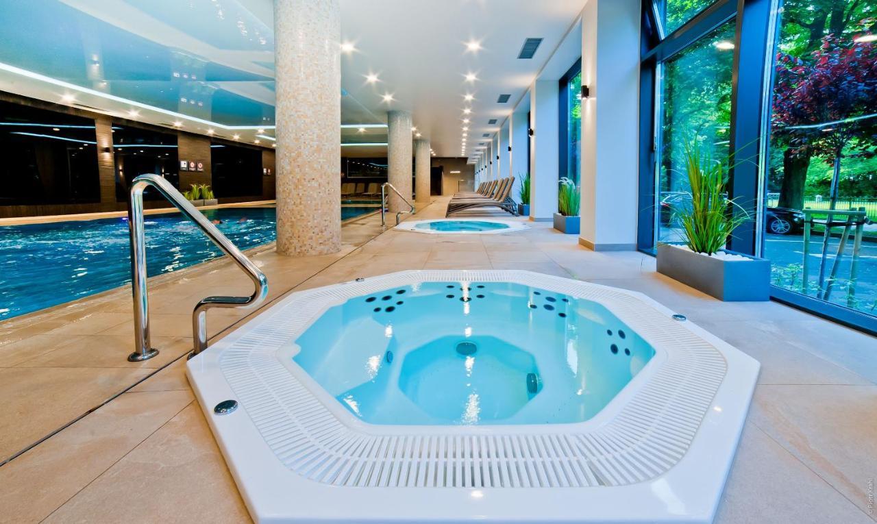 Porty B103 Nadmorskie Tarasy Pool Sauna Parking Kolberg
